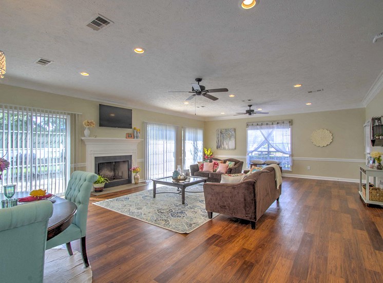 Cambridge Apartments Flowood MS Leasing Office